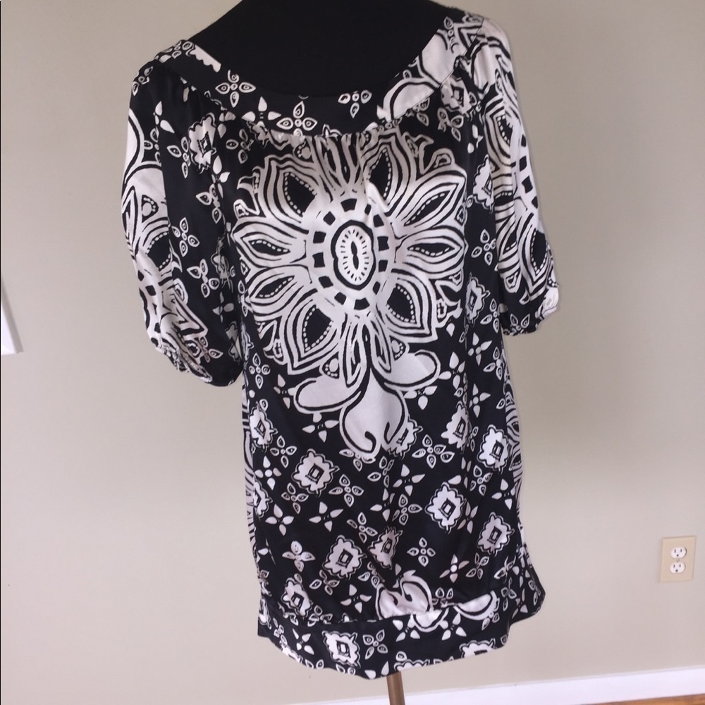 White House Black Market Floral Tunic Top Dress